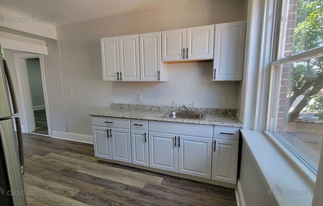 1004 MAIN ST