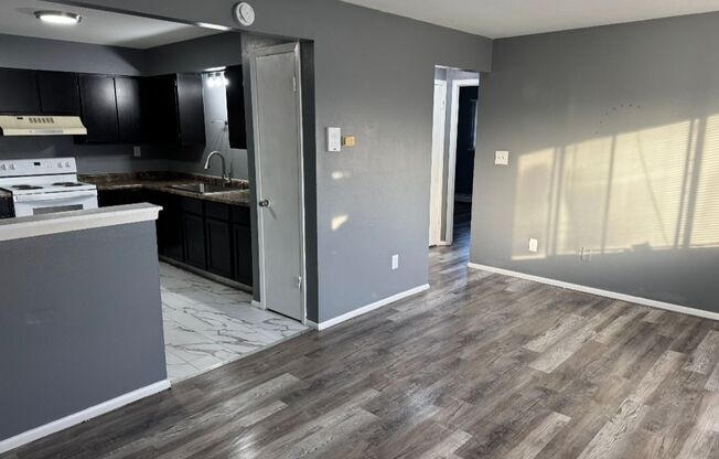 Oak Apartments in Kenosha