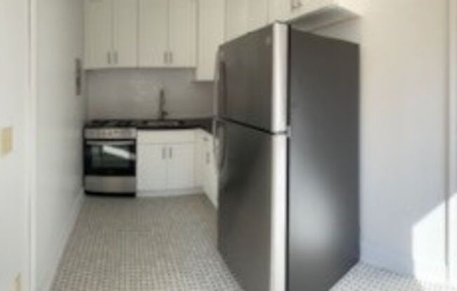 Studio, 1 bath, 513 sqft, $1,595, Unit 101