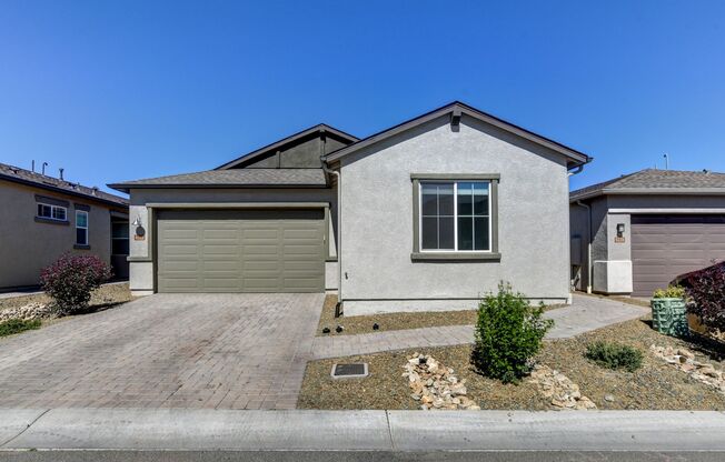 Beautiful 3 bedroom home in Saddlewood.