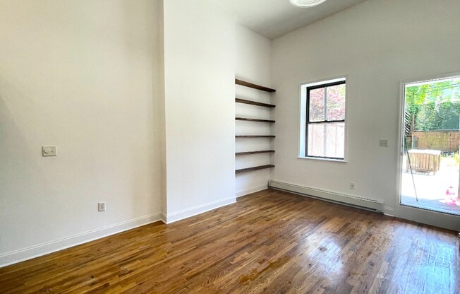 224 SACKETT ST