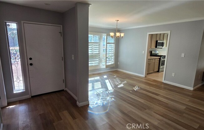 3 beds, 2.5 baths, 2,061 sqft, $4,000, Unit 1