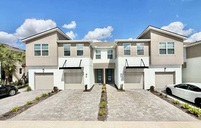 1124 CRK VLY CT