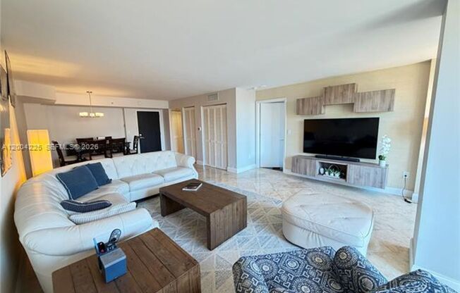 90 Alton Rd # 301 (A12004225)