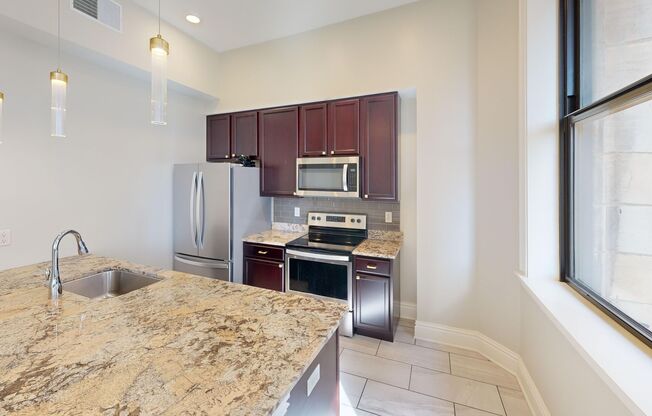 1 bed, 1 bath, 633 sqft, $1,495, Unit 1405