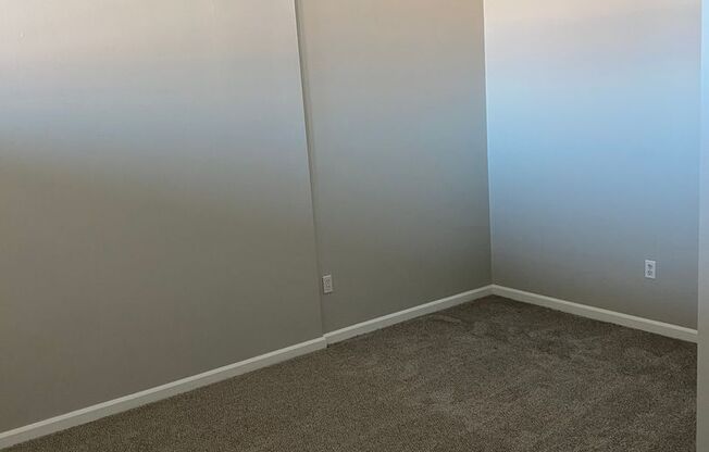 1 bed, 1 bath, 698 sqft, $1,199, Unit 208