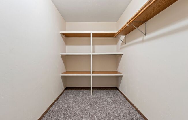 2 beds, 2 baths, 1,100 sqft, $1,299.99, Unit 1270-02
