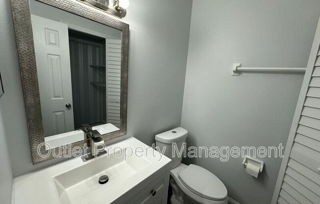6291 Arlington Court Unit #215