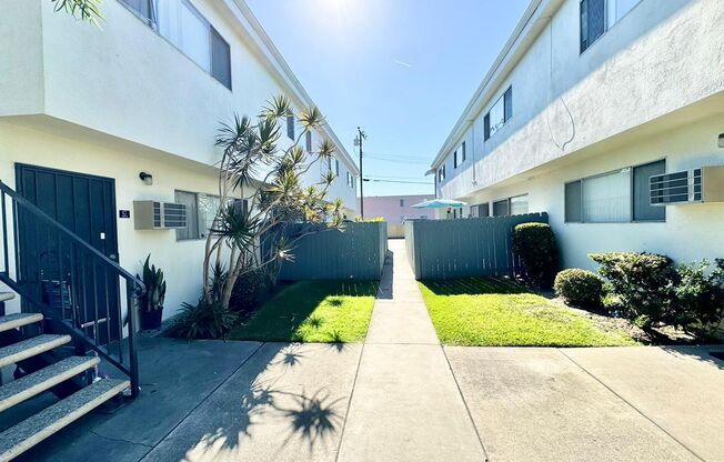 1 bed, 1 bath, 810 sqft, $2,150, Unit 7079 D