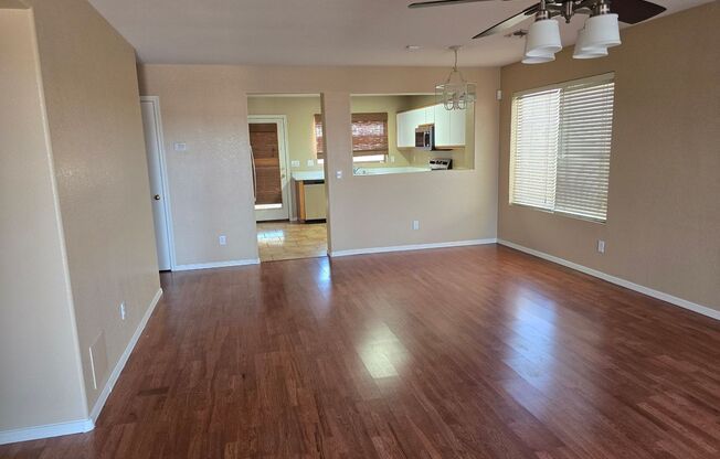 8602 W Caron Dr.