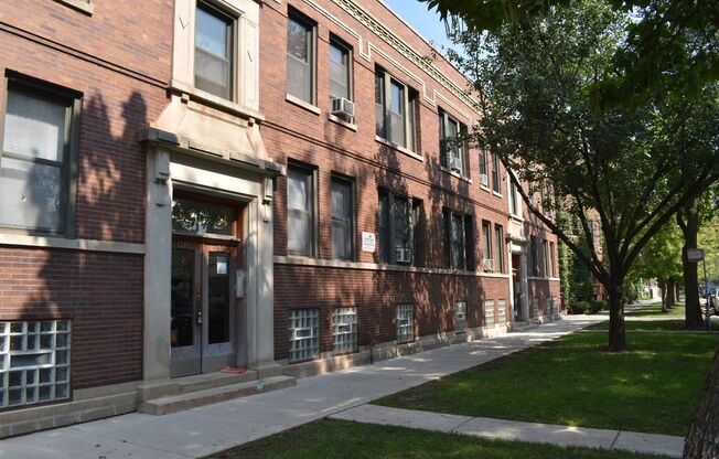 1314-20 W Waveland, LLC