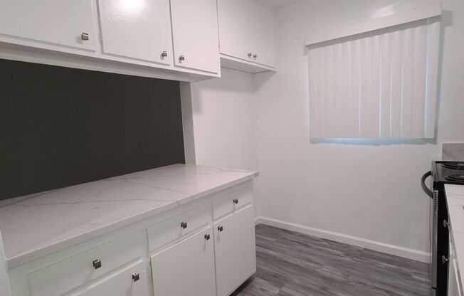 2 beds, 2 baths, 1,095 sqft, $2,295, Unit 14