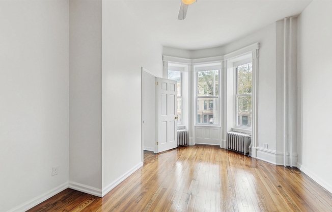 454 77 ST