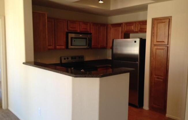 Resort Living, Ahwatukee, Pools, Fitness, Across from lake, This property has it all!!