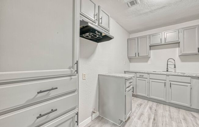 Affordable 3BD/2BA single-family house!