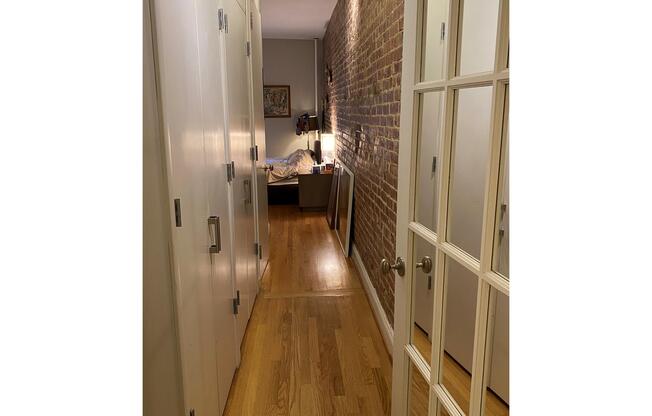 345 W 70 ST
