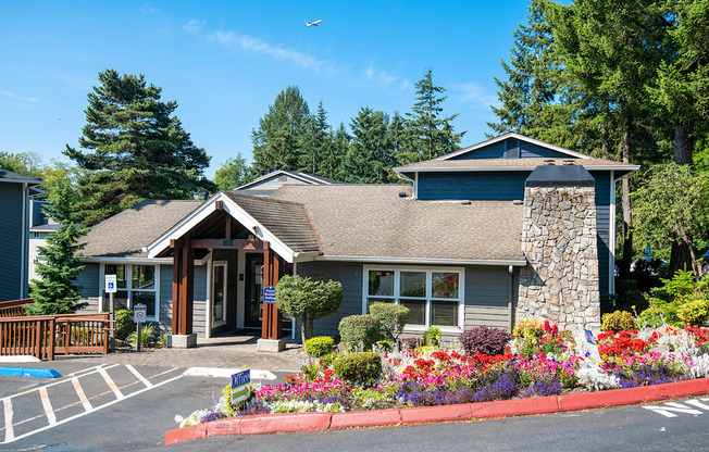 Pembrooke, Kent, clubhouse exterior and landscaping