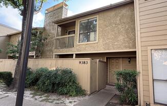 9383 PAGEWOOD LN