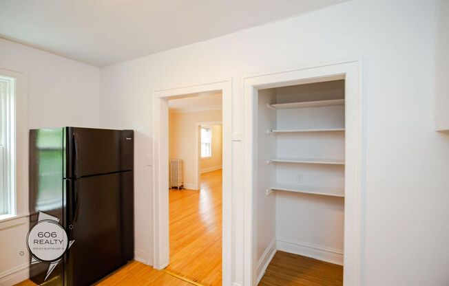 Studio, 1 bath, $1,100, Unit 6348-B12