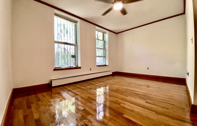 423 Lincoln Pl Apt 5