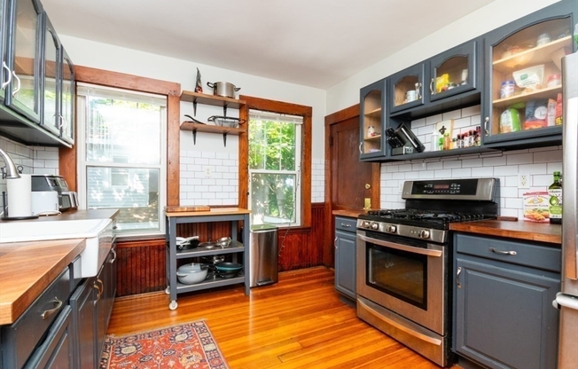 80 ALDRICH ST