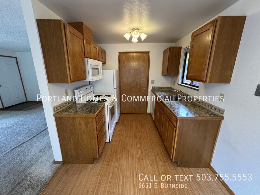 6651 E BURNSIDE