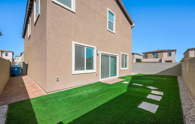 Modern Living + Private Casita + Solar Savings!