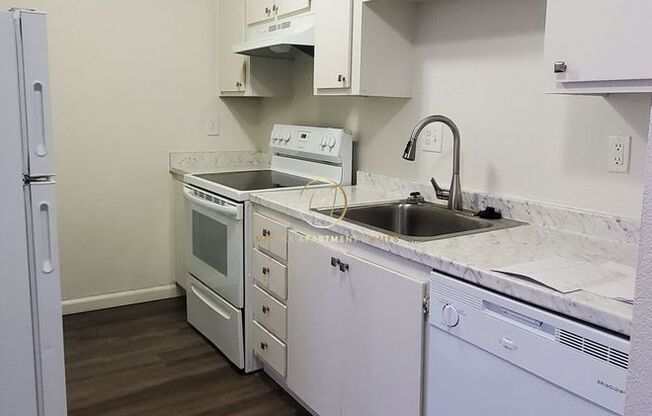 1 bed, 1 bath, 850 sqft, $1,270, Unit 3450-60