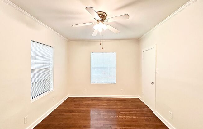 1 bed, 1 bath, 600 sqft, $1,000, Unit MAN21C