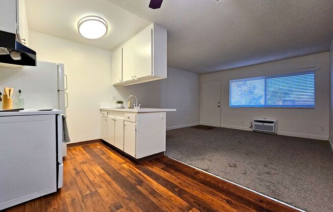 1 bed, 1 bath, 620 sqft, $1,695, Unit 08