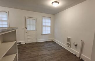 2 beds, 1 bath, $675