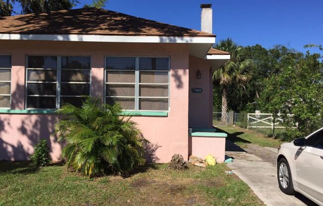 Historic Home in Historic Sought after New Smyrna Area