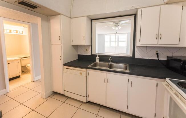 410 NW 68th Ave