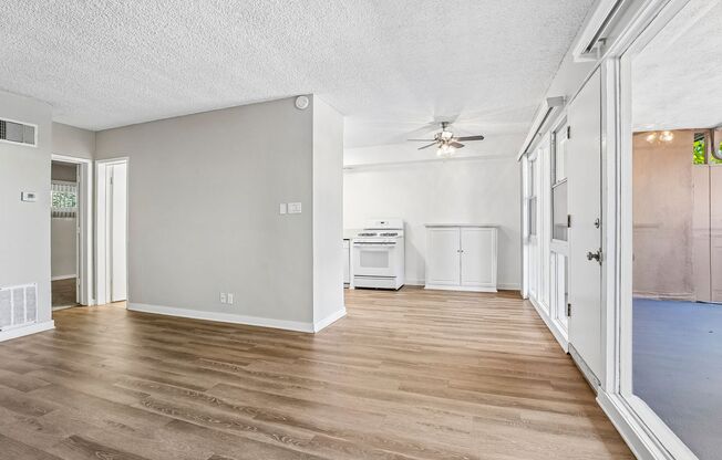 1 bed, 1 bath, 775 sqft, $2,545, Unit 41