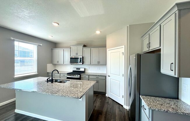 5 Bedroom Available - The Ridge at Harmony Road