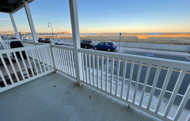 2 beds, 1 bath, 850 sqft, $2,695, Unit 87 Win #02