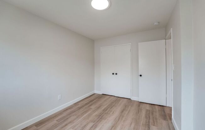 2 beds, 1 bath, $3,395, Unit 11