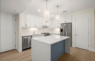 2 beds, 2 baths, 1,114 sqft, $3,950, Unit 402