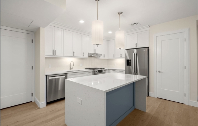 2 beds, 2 baths, 1,114 sqft, $3,950, Unit 402