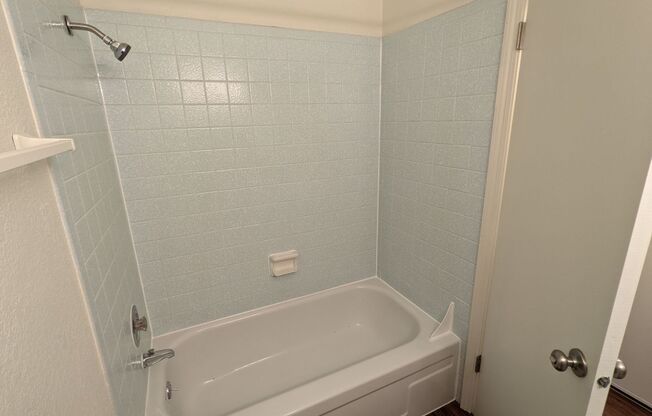 1 bed, 1 bath, 700 sqft, $1,295, Unit #26