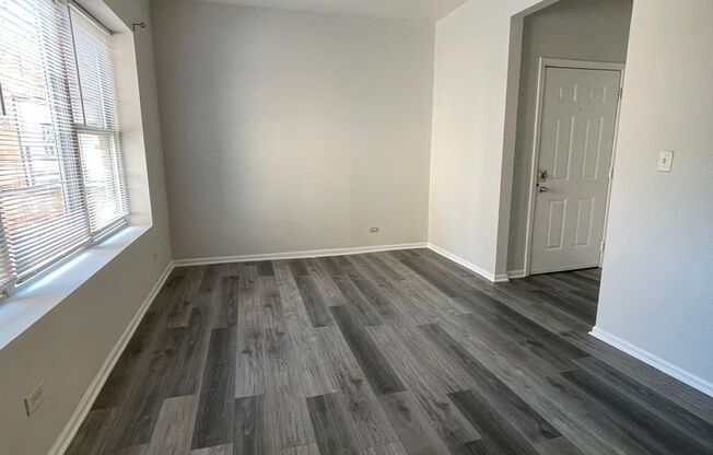 1 bed, 1 bath, $1,300