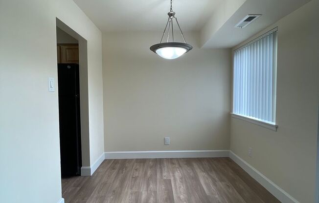 2 beds, 2 baths, 1,000 sqft, $2,250, Unit 14200 #203