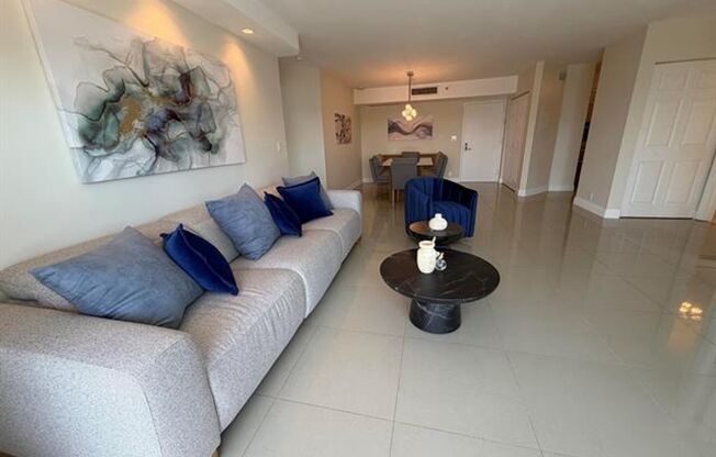 2 beds, 2 baths, $3,500, Unit # 2303