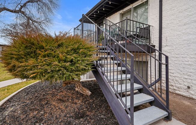 Renovated 2-Bedroom Apartments with In-Home Laundry & Covered Parking