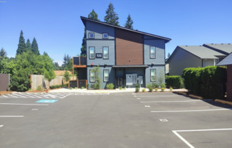 Lockwood Apartments — 1 bed/1 bath: $1150 - $1395/month | Salem, OR