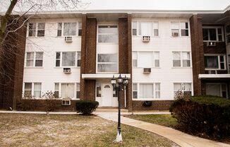6615-19 Lloyd Dr