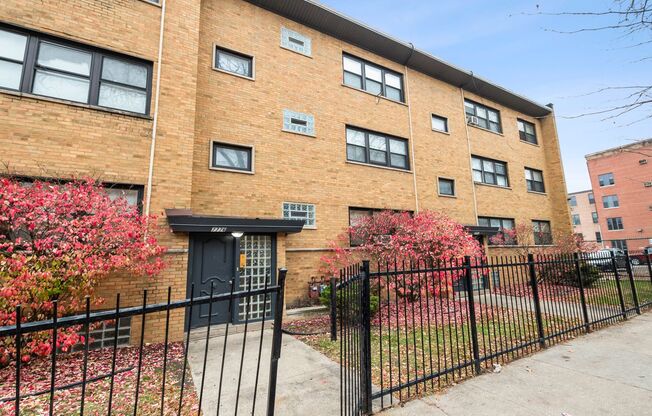 7770-78 S South Shore Drive Chicago, IL 60649