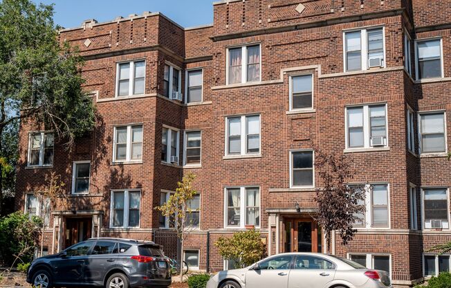 Uptown / Ravenswood - Studio - w/ Deck