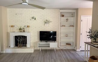 Bright & Airy 2-Bedroom Condo in Moraga, Furnished or Unfurnished