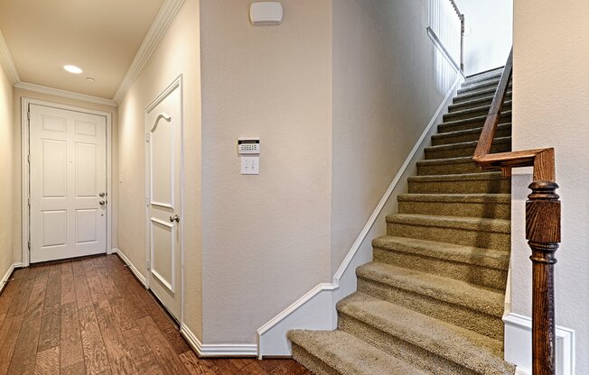 2326 Stutz Drive